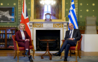 Συνάντηση Νίκου Δένδια με την βρετανίδα ΥΠΕΞ Λιζ Τρας: Στο επίκεντρο η κατάσταση στην Ουκρανία
