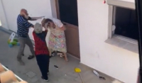 Κύπρος: Άνδρας δέρνει γυναίκα που ζητά άσυλο στη χώρα (Βίντεο)