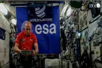Αστροναύτης σε ρόλο DJ από τον Διεθνή Διαστημικό Σταθμό