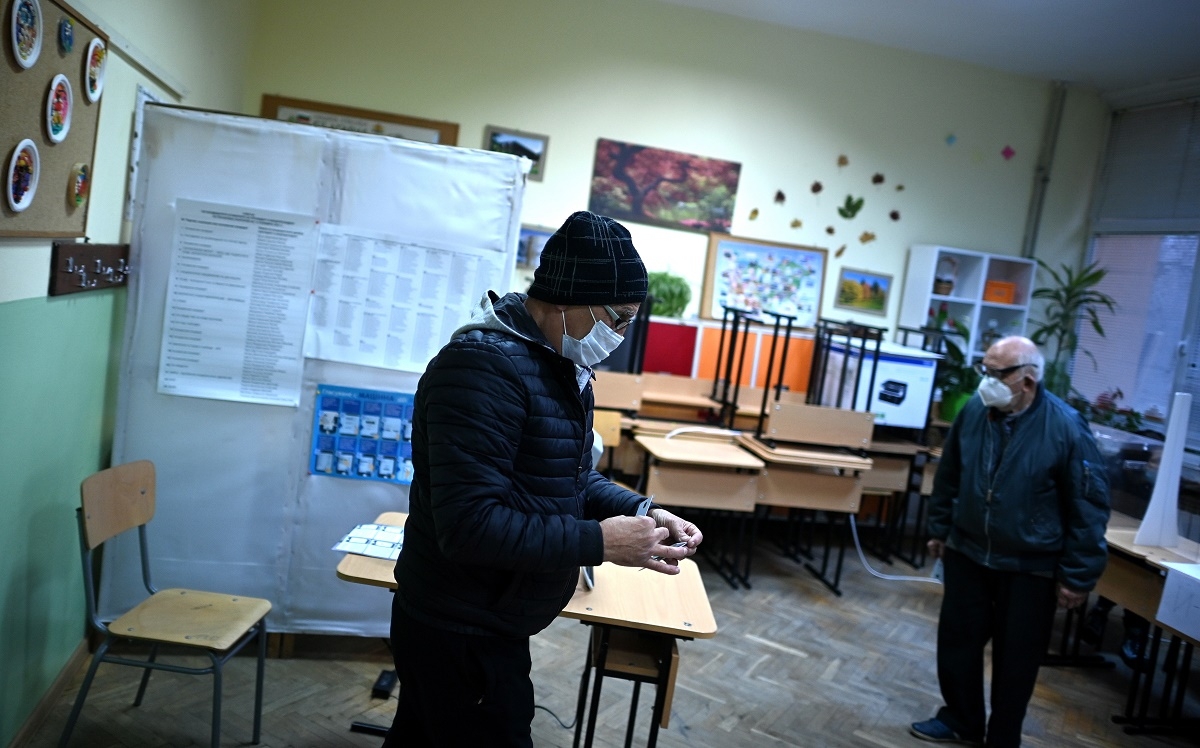 Βουλγαρία: Τρίτη εκλογική αναμέτρηση, εν μέσω έξαρσης της πανδημίας!