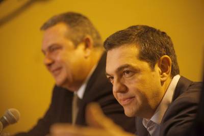 Υπουργικό με το βλέμμα σε Τσίπρα και Καμμένο με πεσμένα όμως «ντεσιμπέλ»