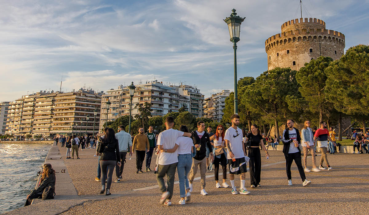 Θεσσαλονίκη: Σχεδόν 400% η αύξηση στο ιικό φορτίο μέσα σε μια εβδομάδα