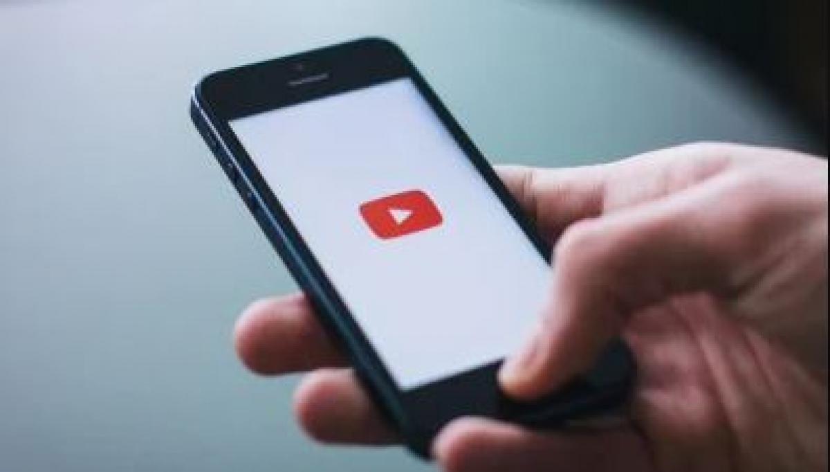 Κυρώσεις και από το... Youtube στη Ρωσία - Απαγόρευσε σε κανάλια να έχουν έσοδα από τις διαφημίσεις στην πλατφόρμα του