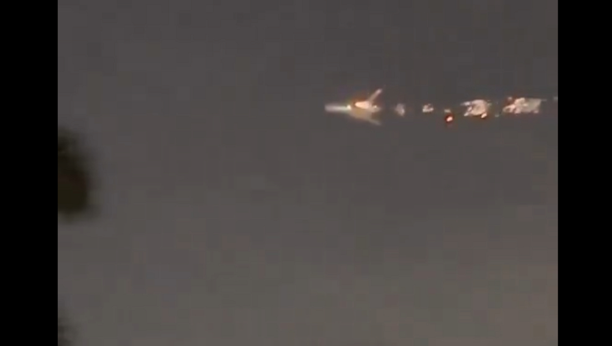 ΗΠΑ: Αεροσκάφος έπιασε φωτιά στον αέρα - Αναγκάστηκε να επιστρέψει πίσω στο Μαϊάμι