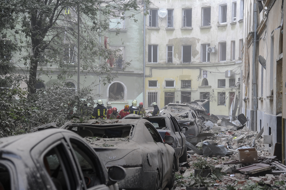 Ουκρανία: Τουλάχιστον τρεις νεκροί σε ρωσικές αεροπορικές επιθέσεις στα δυτικά της χώρας