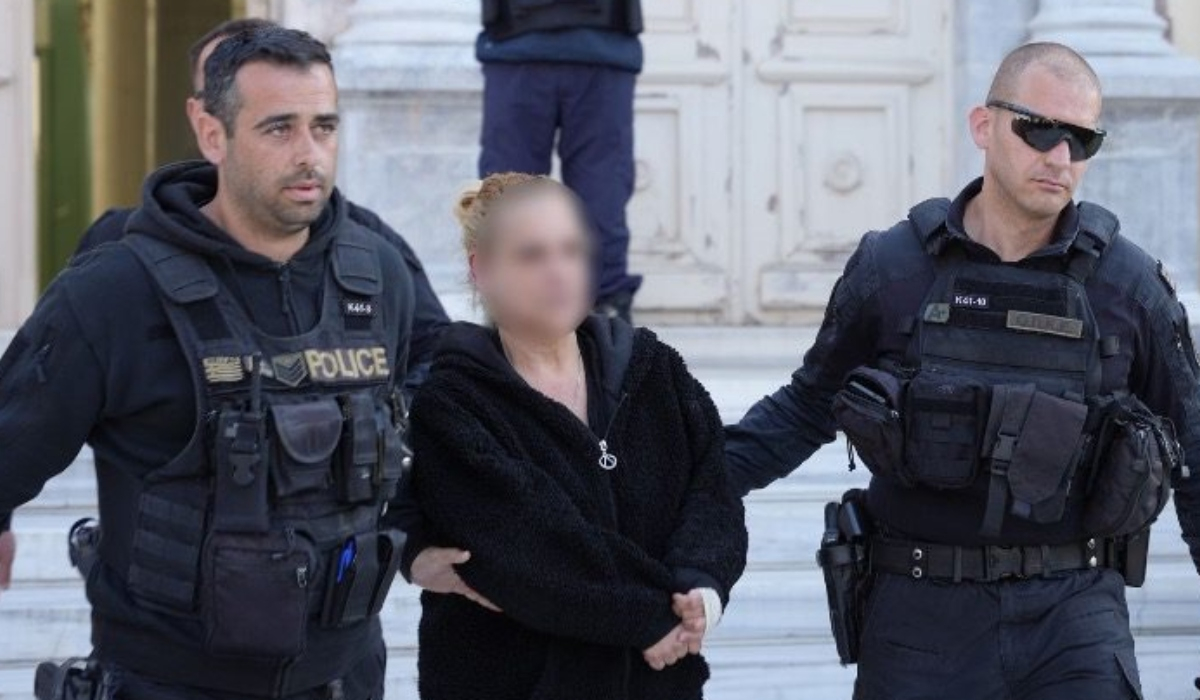 Μυτιλήνη: Στη φυλακή η 49χρονη που έκαψε με βενζίνη τον σύζυγό της