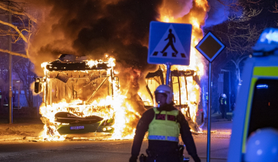 Σουηδία: Βίαια επεισόδια μετά από διαδήλωση ακροδεξιών (βίντεο)