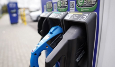 ΗΠΑ: Ανοικτό το ενδεχόμενο μείωσης του φόρου στη βενζίνη