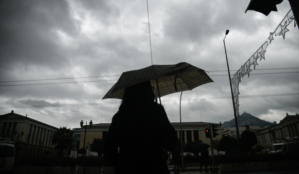 Καιρός-meteo: Βροχερό σκηνικό και την Πέμπτη - Πού θα πέσει χαλάζι