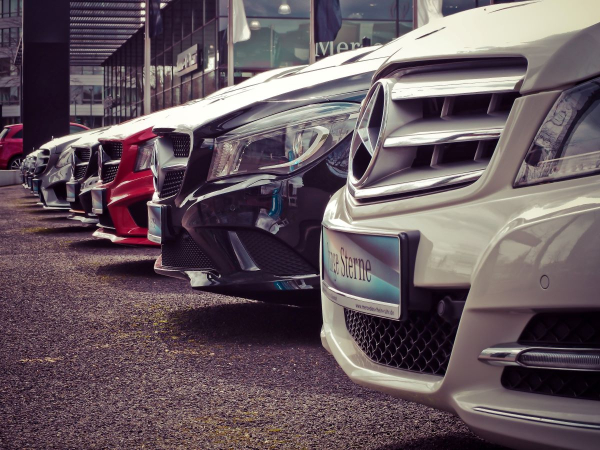 Αγγελίες - «παγίδα» για πωλήσεις αυτοκινήτων: «Πούλησαν το ίδιο Ι.Χ. σε τρεις πελάτες»