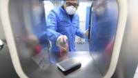 Κορονοϊός: Νέο εργοστάσιο κατασκευής χειρουργικών μασκών, έτοιμο σε 6 μέρες