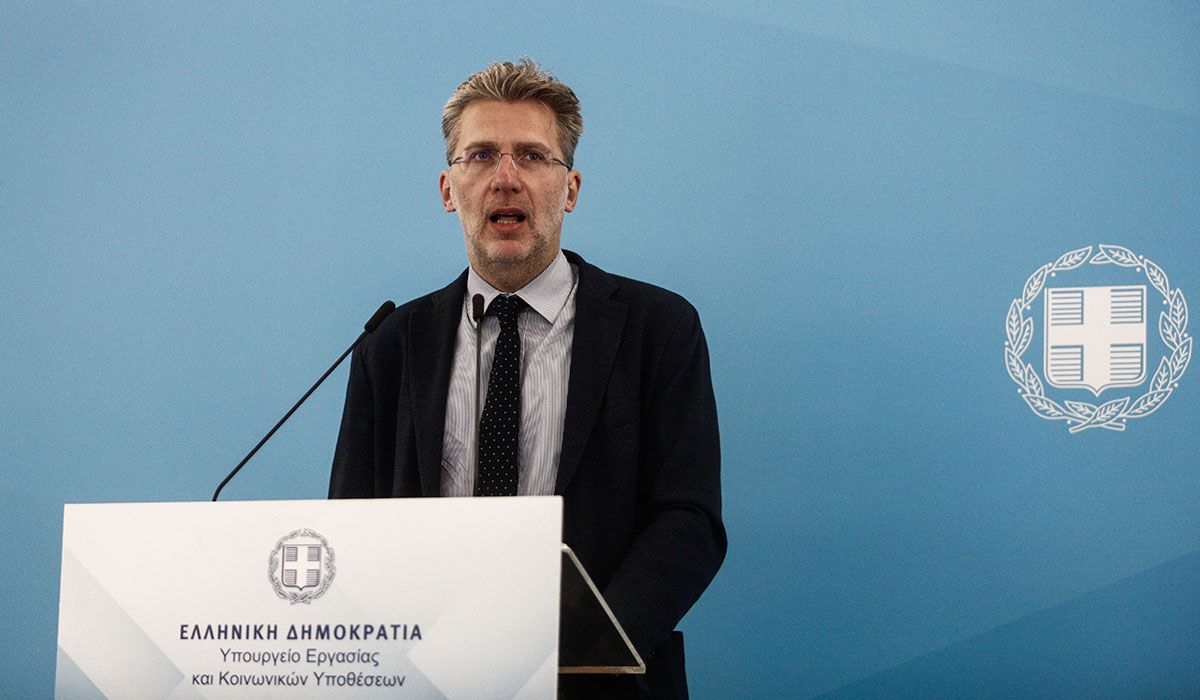 Άκης Σκέρτσος, ο νέος κυβερνητικός εκπρόσωπος