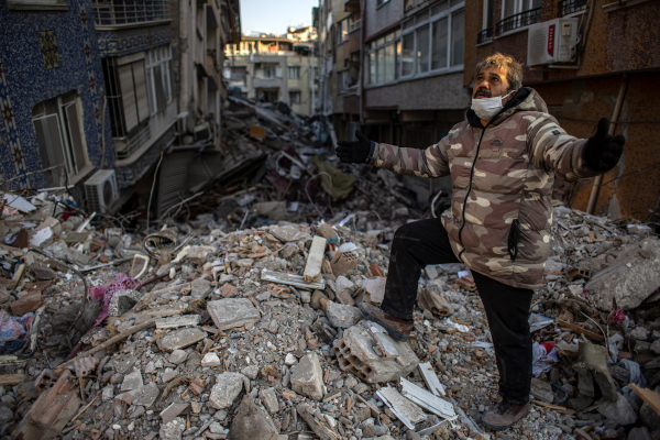 Φρίκη από τον σεισμό στην Τουρκία: 35.418 νεκροί, 105.000 τραυματίες και 215.000 κατεστραμμένα σπίτια