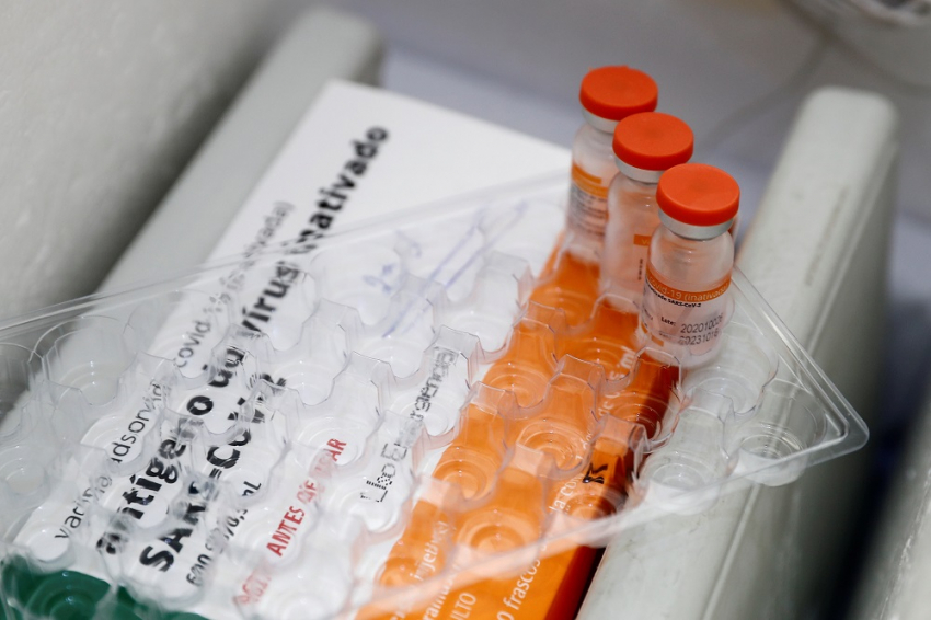Reuters: Η AstraZeneca επισπεύδει παραδόσεις του εμβολίου μετά τις πιέσεις της ΕΕ