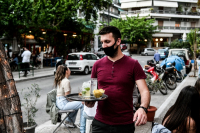 Covid free εστιατόρια: «Εγώ θα υποχρεωθώ να κάνω face control;»