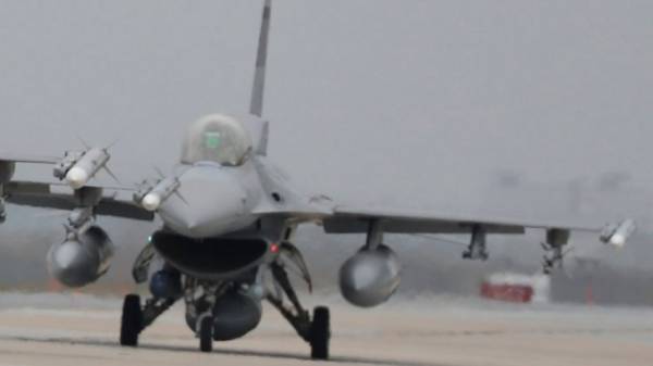 Βουλή: Υπερψηφίστηκε το νομοσχέδιο για την αναβάθμιση F-16 και Mirage