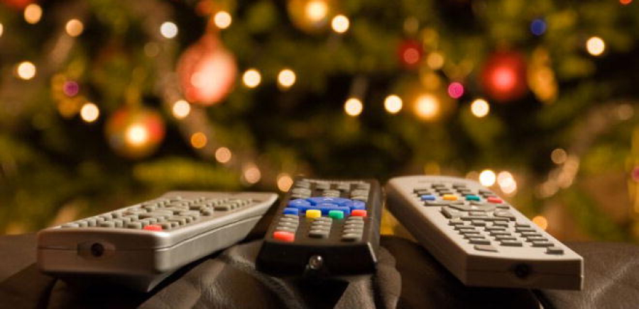 Παραμονή Χριστουγέννων στην τηλεόραση: Οι εκπομπές με εορταστικό πρόγραμμα