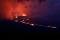 Χαβάη: Η λάβα το ηφαιστείου Μάουνα Λόα από ψηλά - Δορυφορικές εικόνες