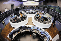 Φόβοι για Silicon-ντόμινο, «ματώνουν» οι αγορές - Τραπεζικό sell off στην Ευρώπη