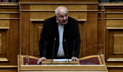 Καραθανασόπουλος για Προϋπολογισμό: Πληρώνουν οι πολλοί και καρπώνονται οι λίγοι