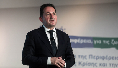 Πέτσας: Ο κ. Τσίπρας ζητά εκλογές για να μην βγει τρίτος