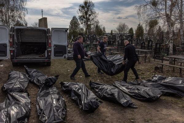 Βίντεο-φρίκη: Ουκρανοί εκτελούν εν ψυχρώ Ρώσους αιχμαλώτους - Το επιβεβαίωσαν NYT και BBC