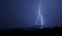 Καιρός meteo: Έπεσαν πάνω από 50.000 κεραυνοί - Σφοδρή κακοκαιρία και την Πέμπτη