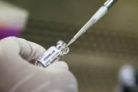 Κορονοϊός: Εθελοντής αφηγείται ποιες παρενέργειες είχε μετά τη δοκιμή εμβολίου