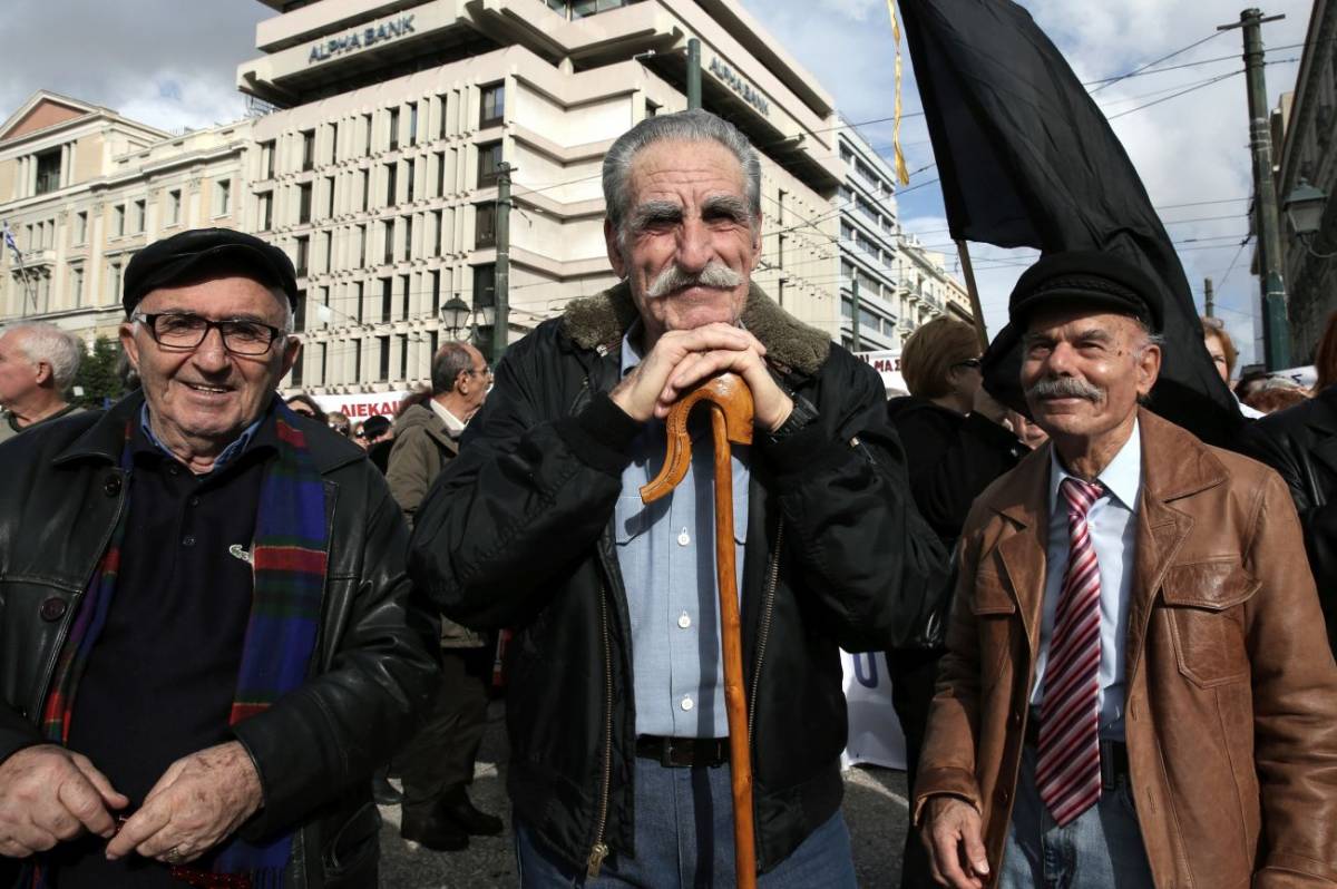 Συλλαλητήριο συνταξιούχων στην πλατεία Κλαυθμώνος