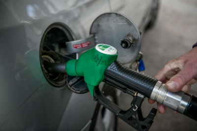 Επίδομα βενζίνης: Τα ποσά, τα κριτήρια και οι δικαιούχοι