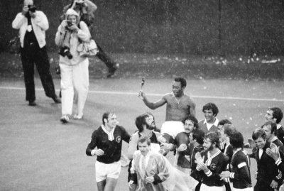 Pele: Βίντεο από το 1977 - To τελευταίο παιχνίδι του «βασιλιά» του ποδοσφαίρου