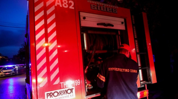 Εύβοια: Μεγάλη φωτιά σε αποθήκη στην εταιρία ΣΟΓΙΑ ΕΛΛΑΣ