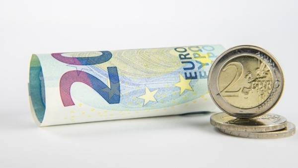 Γερμανική έρευνα για τον κορονοϊό: Τα χαρτονομίσματα του ευρώ μολύνονται πιο εύκολα από τα κέρματα