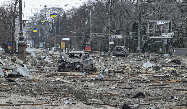 Οι Ρώσοι έτοιμοι να χτυπήσουν το Κίεβο - Μήνυμα SOS για τον άμαχο πληθυσμό