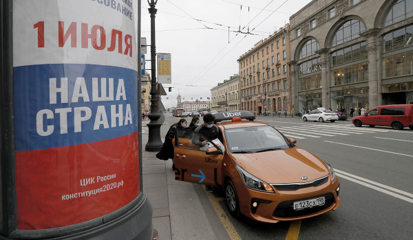Ρωσία: Τα ταξί θα δίνουν σε πραγματικό χρόνο τα στοιχεία των επιβατών τους στις μυστικές υπηρεσίες