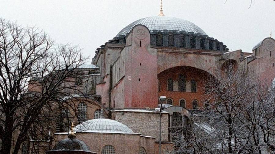 Παρέμβαση UNESCO για την Αγιά Σοφιά: Η Τουρκία έχει νομικές δεσμεύσεις