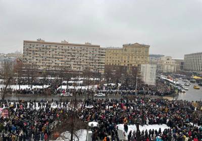 Ρωσία: Μπαράζ συλλήψεων σε διαδηλώσεις υπέρ Ναβάλνι - Προφυλάκισαν και τη σύζυγο του