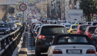 Κίνηση στους δρόμους: Κυκλοφοριακό κομφούζιο στην Αθήνα - Ουρές στον Κηφισό