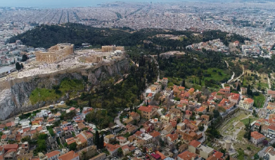 Αναφιώτικα – Πλάκα: Στην καρδιά της αρχαίας Αθήνας (Βίντεο)