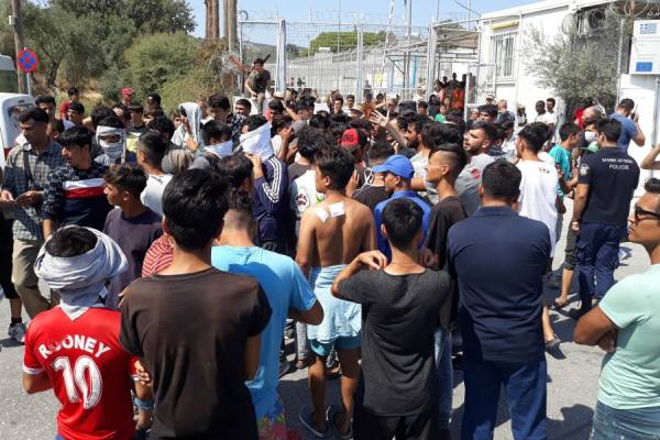 Μυτιλήνη: Νεκρός από ανακοπή 35χρονος μετανάστης στη Μόρια