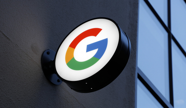 Γαλλία: Πρόστιμο μαμούθ 500 εκατ. ευρώ στη Google για πνευματικά δικαιώματα
