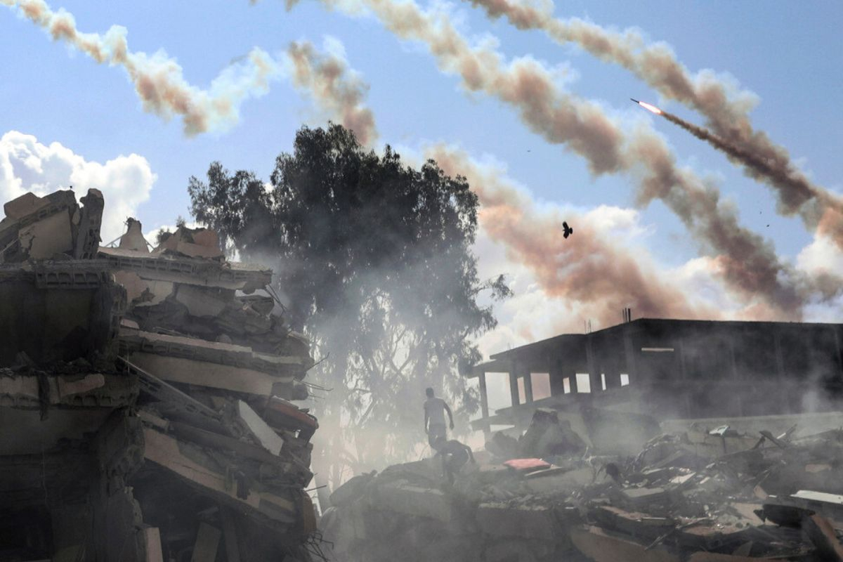 Ώρα μηδέν για τη χερσαία επίθεση των Ισραηλινών στη Γάζα: «Θα έρθει σύντομα» - Εκκενώθηκε πόλη στα σύνορα με τον Λίβανο