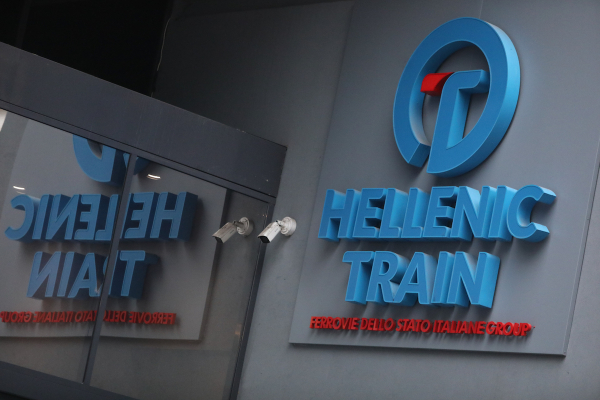 Τέμπη: Ούτε μία συγγνώμη στην ανακοίνωση της Hellenic Train για το δυστύχημα