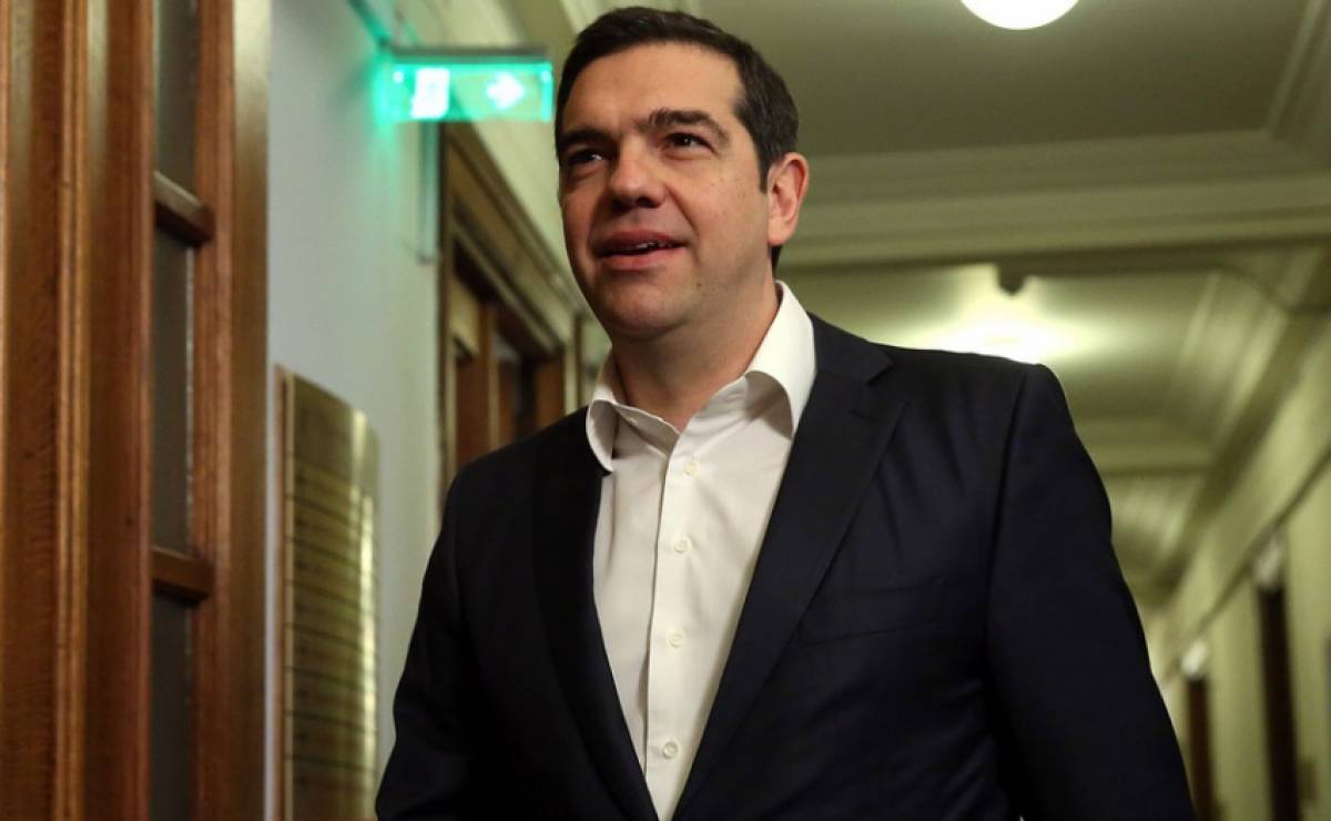 Ο Τσίπρας κλείνει το ευρωψηφοδέλτιο του ΣΥΡΙΖΑ - Τα ανοίγματα και οι στόχοι