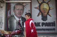 Η τουρκική λίρα η «αχίλλειος πτέρνα» της Τουρκίας
