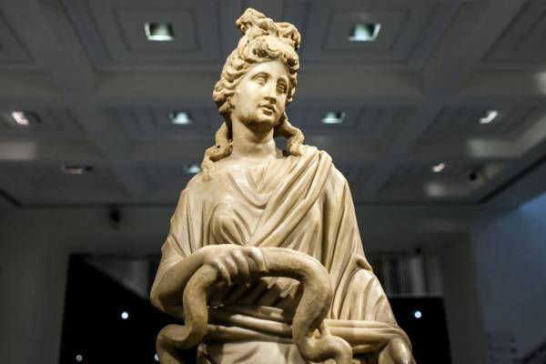 « Ίασις. Υγεία, Νόσος, Θεραπεία από τον Όμηρο στον Γαληνό» online στο Μουσείο Κυκλαδικής Τέχνης