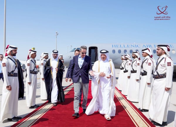 Μητσοτάκης: Συναντήθηκε με τον εμίρη του Κατάρ - Η ατζέντα της συζήτησης
