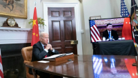Βαθαίνει το ρήγμα - Κίνα: Οι ΗΠΑ να σταματήσουν να ρίχνουν λάδι στη φωτιά