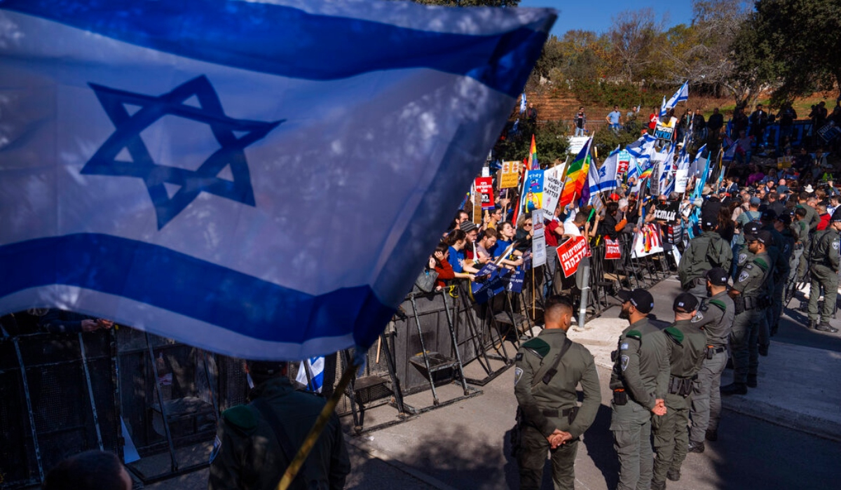 Ισραήλ: Εν μέσω διαδηλώσεων ορκίστηκε η νέα κυβέρνηση Νετανιάχου