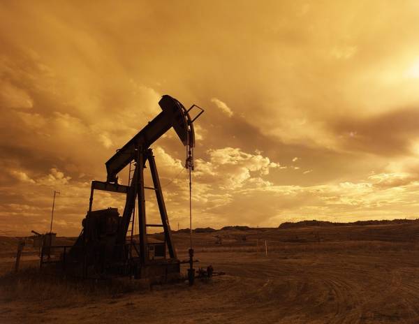 Πετρέλαιο: Πιθανή η μείωση των περικοπών στην παραγωγή από τον Αύγουστο